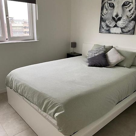Gezellig 1 Slaapkamer Appartement Nabij Het Stadscentrum ฮัสเซลต์ ภายนอก รูปภาพ